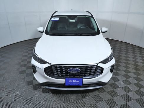 Certified 2024 Ford Escape Platinum AWD/4WD image 3