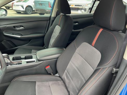 Used 2024 Nissan Sentra SR FWD image 12