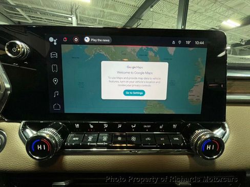 Used 2023 GMC Canyon Denali image 28