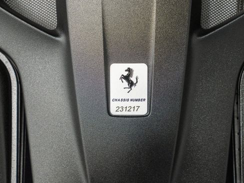 Used 2018 Ferrari GTC4Lusso AWD/4WD image 42