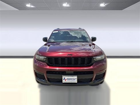 New 2025 Jeep Grand Cherokee L Altitude image 5