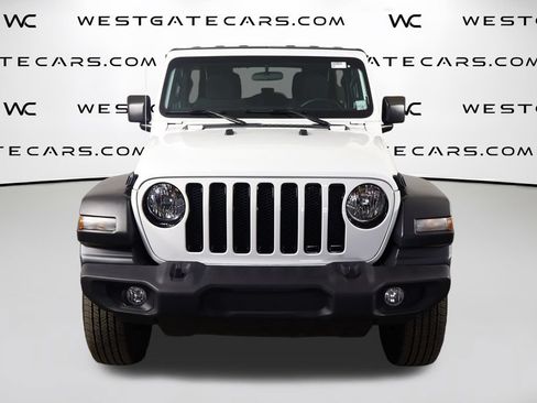 Used 2022 Jeep Wrangler Unlimited Sport AWD/4WD image 2