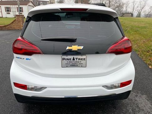 Used 2018 Chevrolet Bolt LT image 5