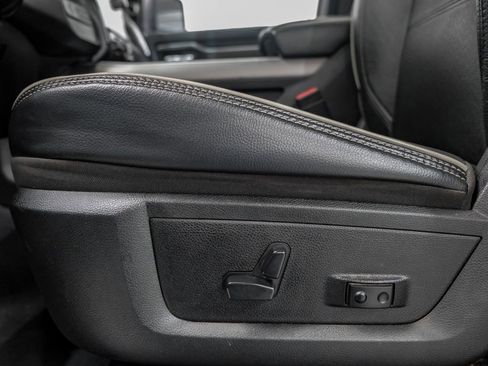 Used 2024 RAM 3500 Laramie w/ Night Edition image 33