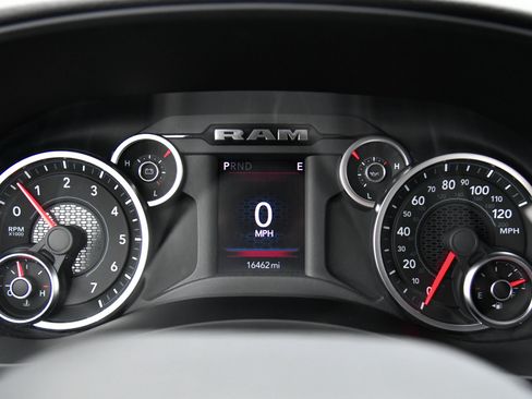 Used 2026 RAM 2500 Big Horn AWD/4WD image 34