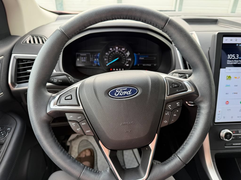Used 2024 Ford Edge SEL w/ Convenience Package AWD/4WD image 25