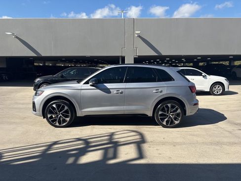 Certified 2024 Audi SQ5 Premium Plus w/ Premium Plus Package image 9