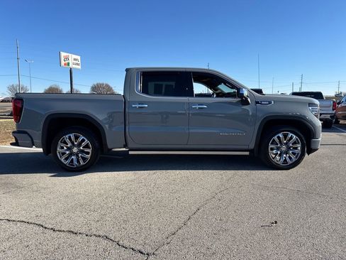 Used 2024 GMC Sierra 1500 Denali image 7