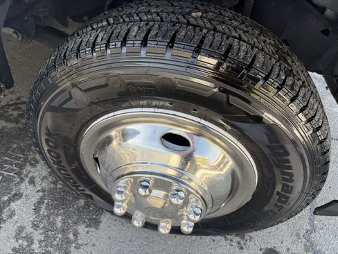 Used 2023 Ford E-450 and Econoline 450 Super Duty w/ Motorhome Prep Package image 32