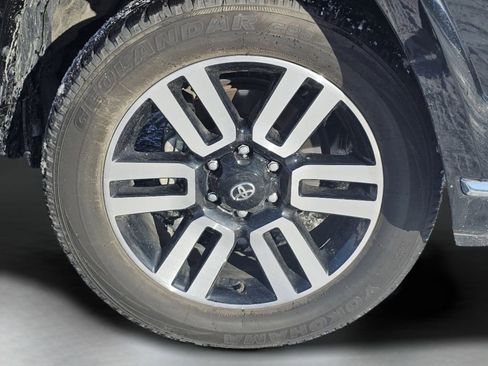 Used 2023 Toyota 4Runner Limited image 20