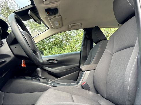 Used 2023 Toyota Corolla LE image 8