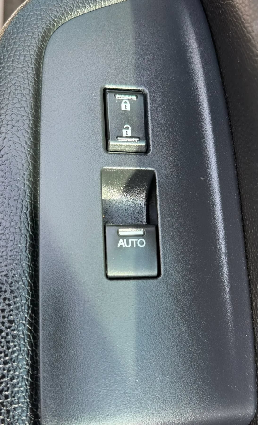 Used 2016 Honda Pilot LX image 34