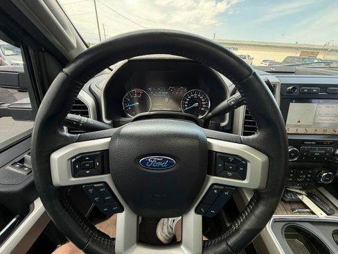 Used 2019 Ford F350 Lariat w/ Lariat Ultimate Package AWD/4WD image 10