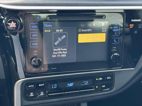 Used 2017 Toyota Corolla XLE FWD image 22