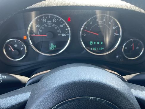 Used 2014 Jeep Wrangler Sport AWD/4WD image 21
