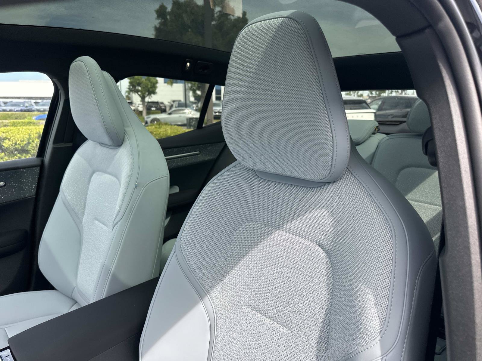 New 2026 Volvo EX30 Ultra w/ Climate Package AWD/4WD image 15