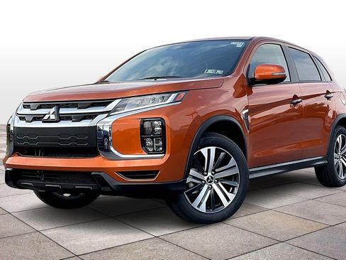 New 2025 Mitsubishi Outlander Sport SE image 2