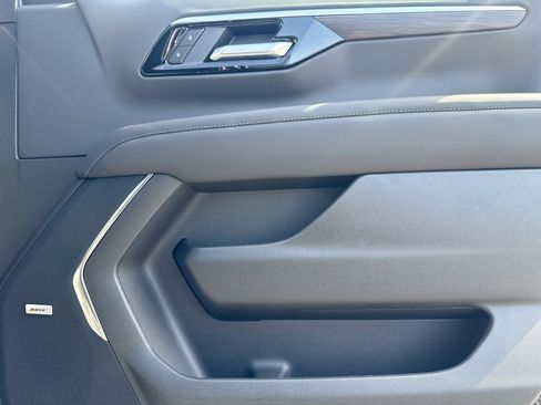 New 2026 Chevrolet Tahoe LT w/ Comfort Package AWD/4WD image 36