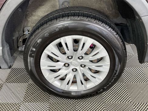 Used 2017 Toyota RAV4 LE image 32