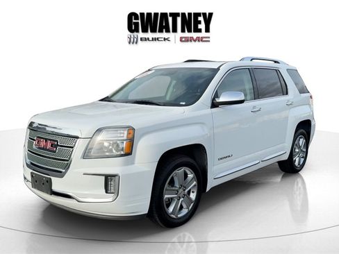 Used 2017 GMC Terrain Denali image 3