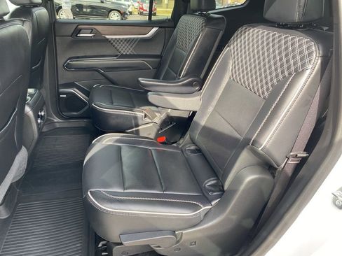Used 2025 GMC Acadia Denali w/ LPO, Floor Liner Package AWD/4WD image 26