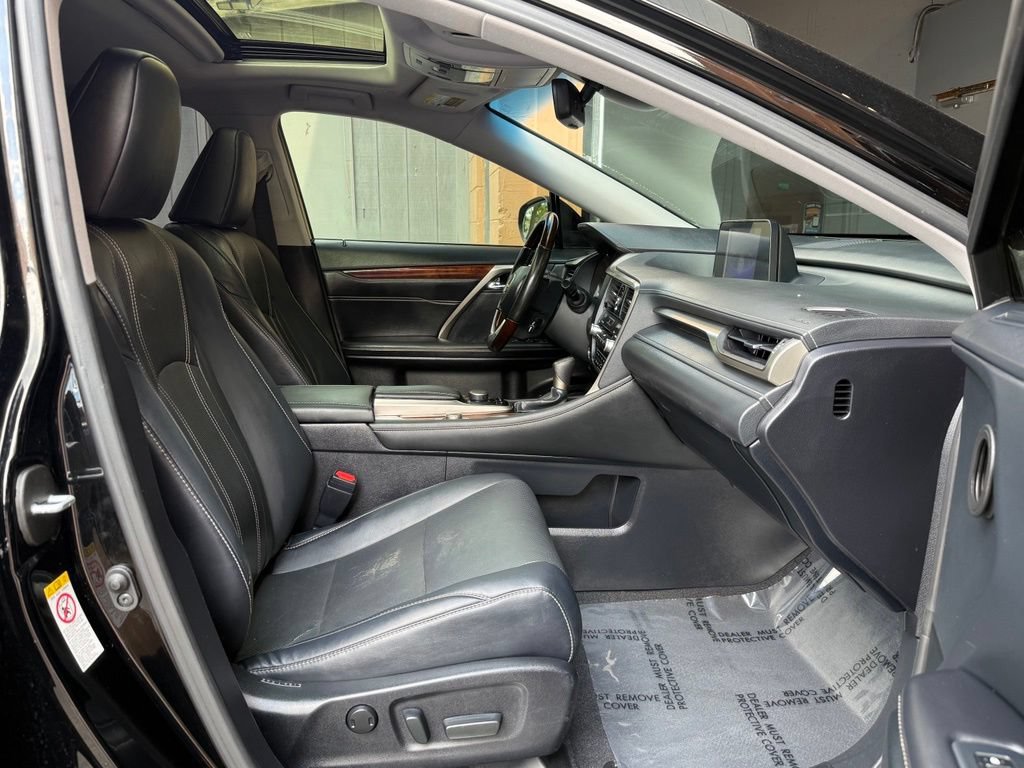 Used 2019 Lexus RX 350L FWD w/ Premium Package image 23