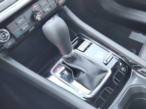 New 2026 Jeep Compass Latitude image 15