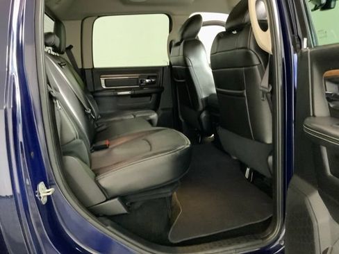 Used 2015 RAM 1500 Laramie w/ Convenience Group AWD/4WD image 32
