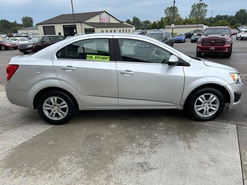 Used 2015 Chevrolet Sonic LT w/ Advanced Safety Package FWD image 4