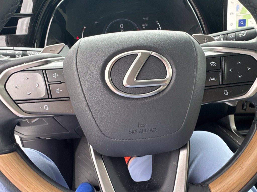 Used 2024 Lexus RX 350 Premium Plus w/ Convenience Package FWD image 16