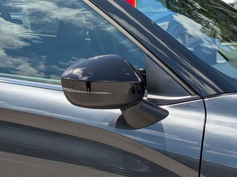 New 2026 Mitsubishi Outlander LE FWD image 12