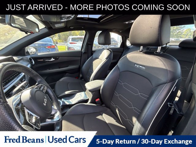 Used 2023 Kia Forte GT-Line w/ GT-Line Premium Package FWD image 16