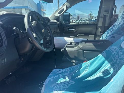 Used 2024 Chevrolet Silverado 1500 Custom AWD/4WD image 10