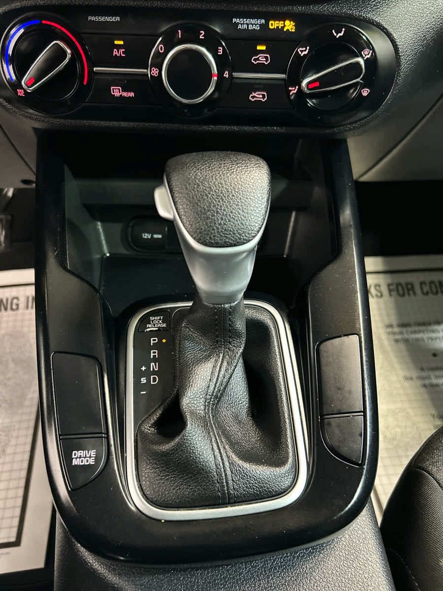 Used 2020 Kia Soul S FWD image 6