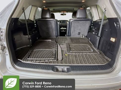 Used 2014 Toyota Highlander Limited image 28