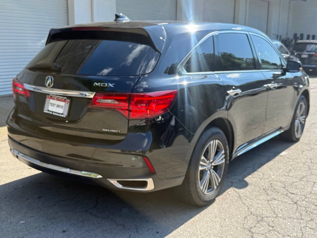 Used 2017 Acura MDX SH-AWD image 7
