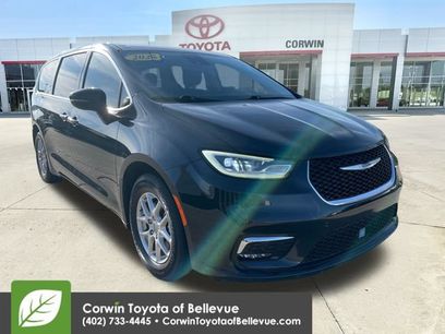 Used 2023 Chrysler Pacifica Touring-L