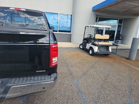 Used 2016 Ford F150 XLT w/ Equipment Group 302A Luxury AWD/4WD image 8
