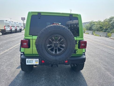 Used 2025 Jeep Wrangler Unlimited Rubicon 392 image 4