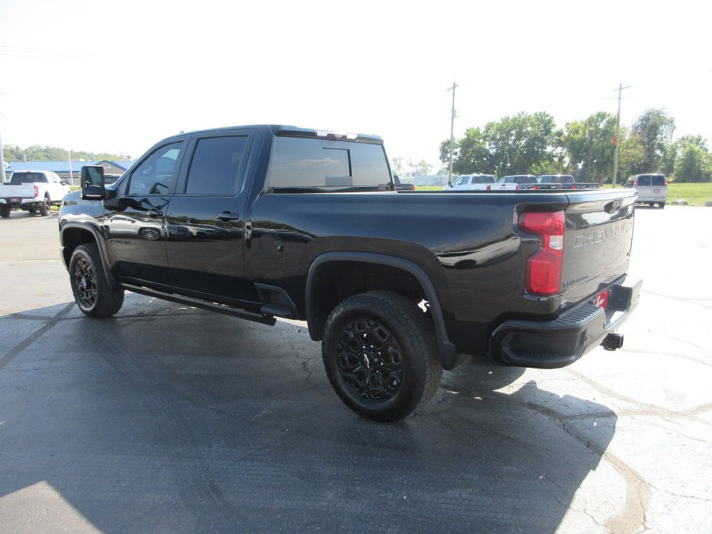 Certified 2022 Chevrolet Silverado 2500 LTZ w/ LTZ Plus Package AWD/4WD image 10