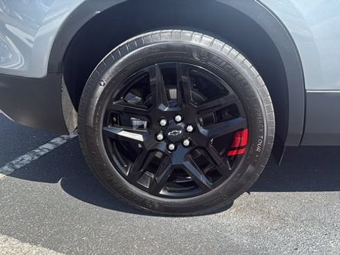 Used 2024 Chevrolet Blazer LT w/ Redline Edition FWD image 9