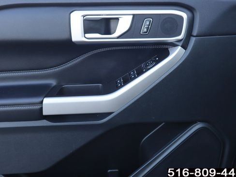 Used 2024 Ford Explorer XLT w/ Equipment Group 202A image 24