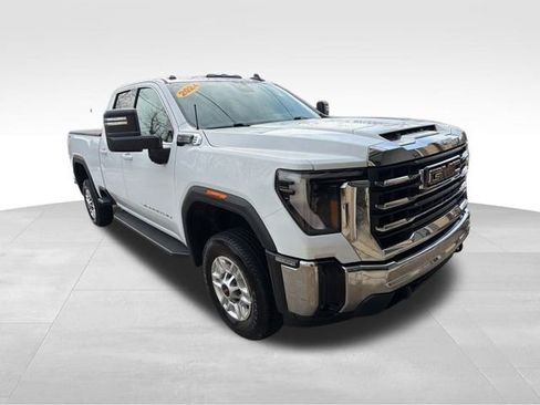 Used 2024 GMC Sierra 2500 SLE w/ SLE Convenience Package image 3
