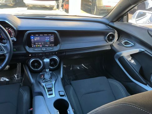Used 2022 Chevrolet Camaro SS image 17