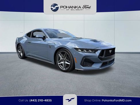 Used 2025 Ford Mustang GT RWD image 4