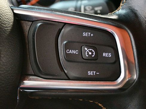 Used 2022 Jeep Gladiator Overland AWD/4WD image 50