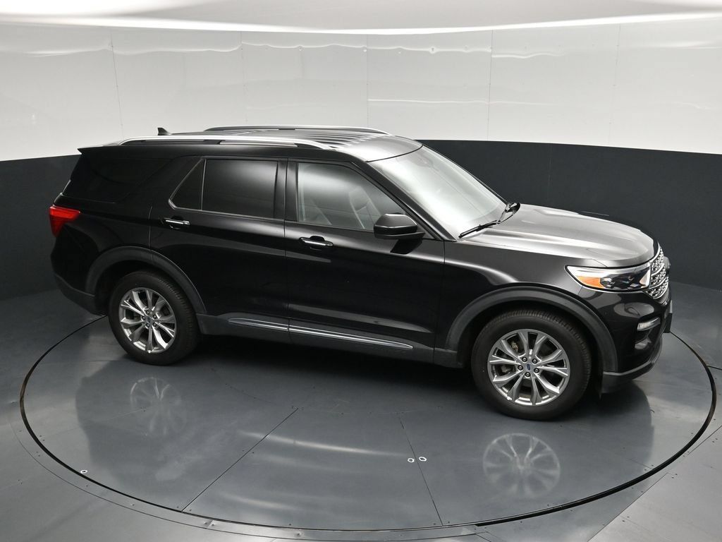 Used 2023 Ford Explorer Limited AWD/4WD image 38