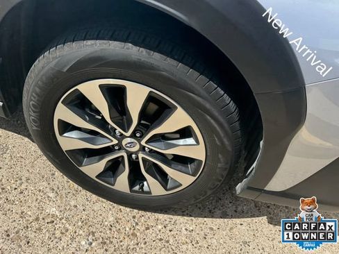 Used 2023 Subaru Outback Limited AWD/4WD image 3