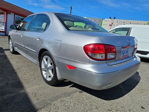 Used 2002 INFINITI I35 image 4