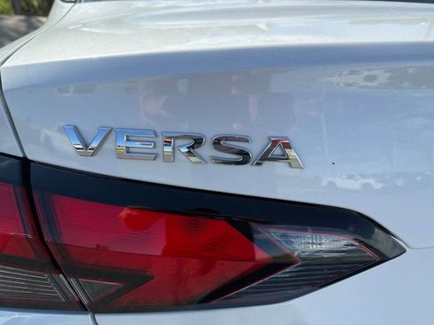 Used 2025 Nissan Versa SV w/ Trunk Package FWD image 10